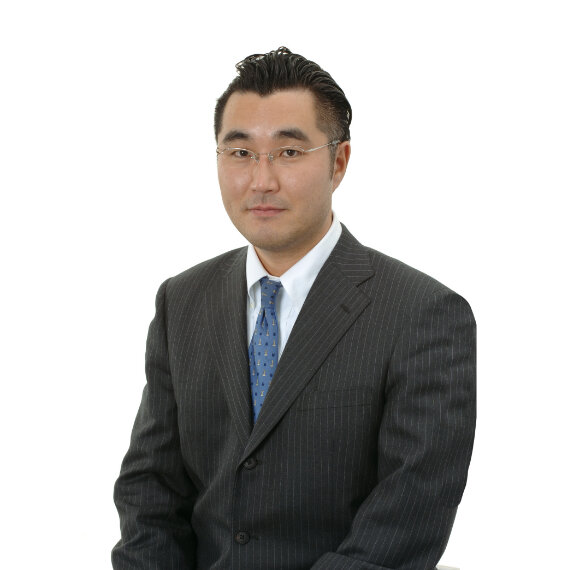 　Takanori Kamiyama