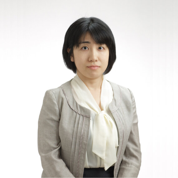 　Wakako Isaka